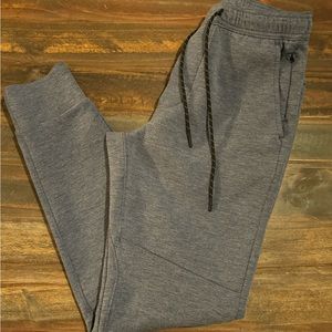 Men’s American Eagle joggers Size Small Tall